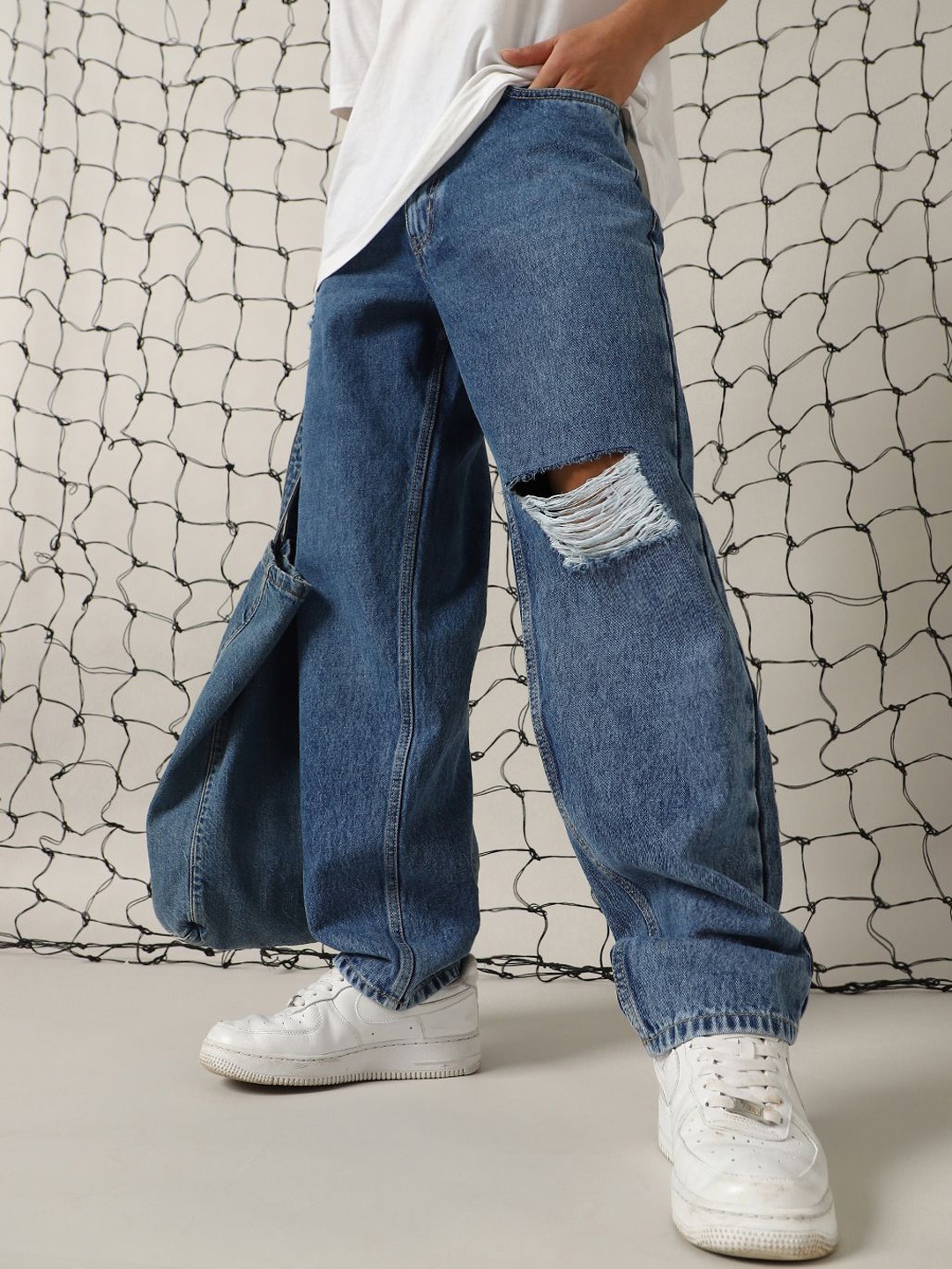 

Hubberholme Men Cotton Mid-Rise Comfort Loose Fit Distress Jeans, Blue