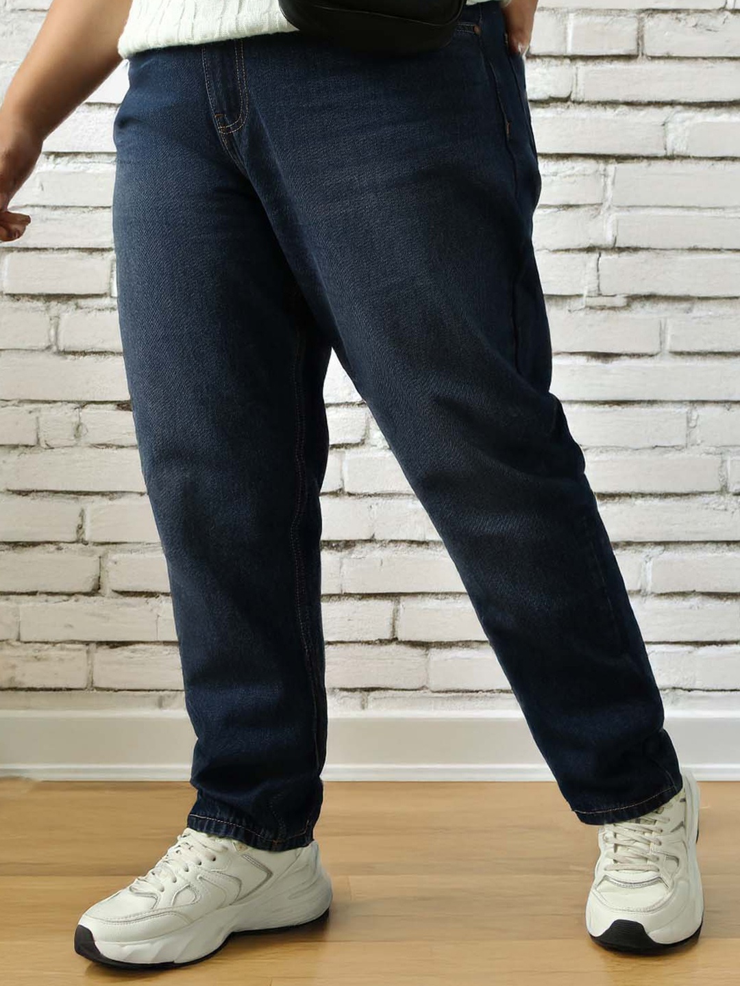 Freeform by High Star Women Comfort High-Rise Light Fade Jeans, Blue