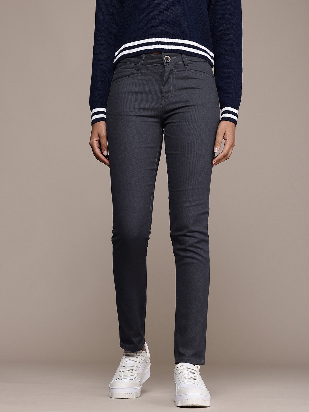 

Roadster Low-Rise Trousers, Navy blue
