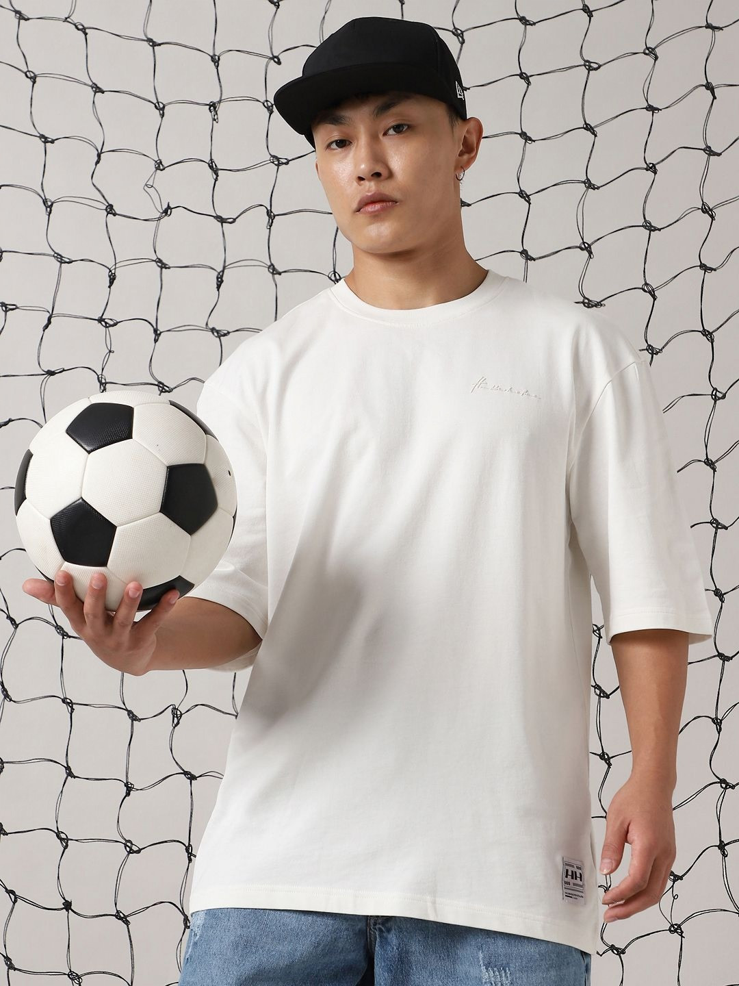 

Hubberholme Men Round Neck Oversized T-shirt, White