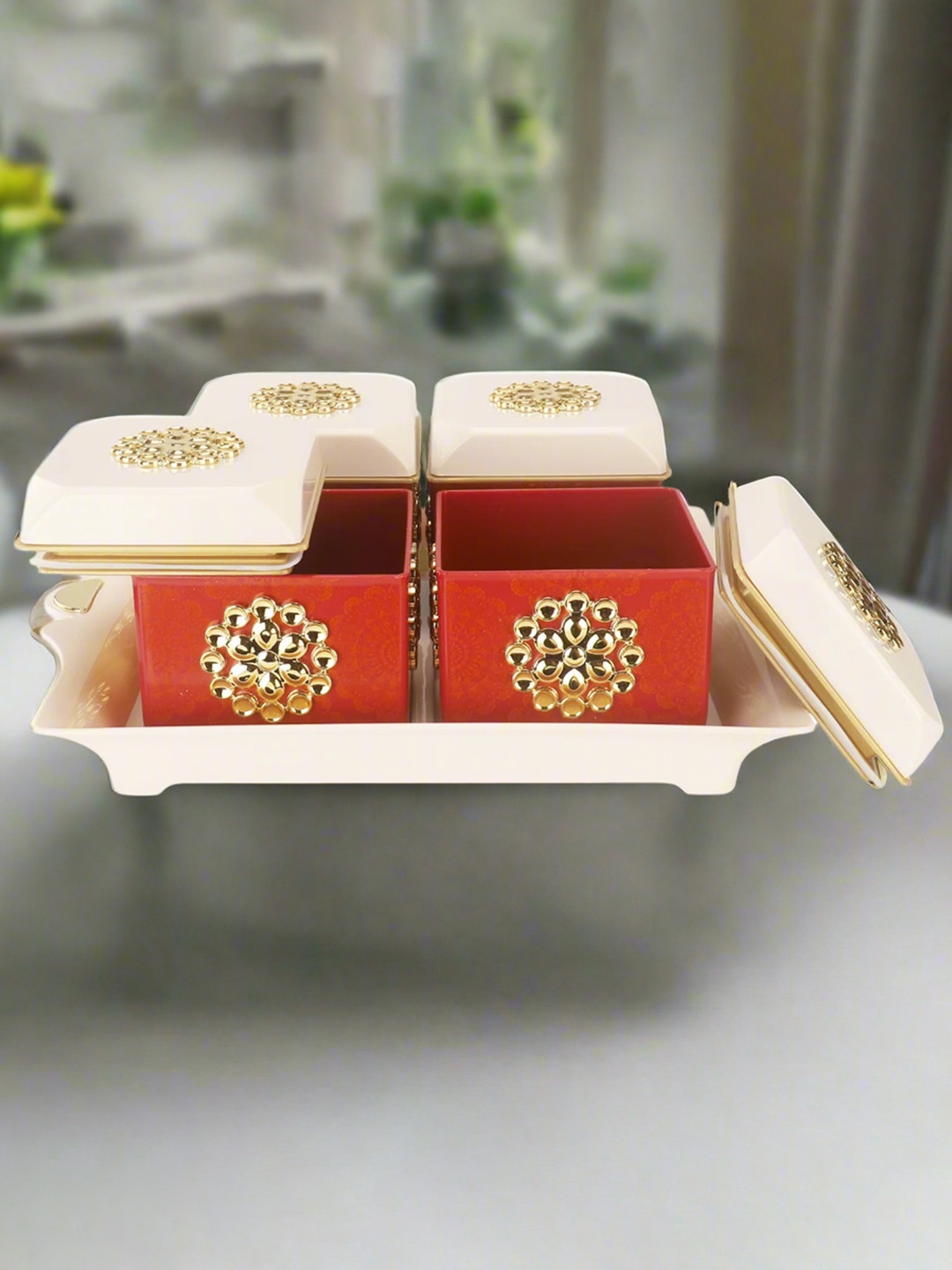 

Nayasa Florentine Set of 4 Red Plastic Dry Fruit Containers with Tray
