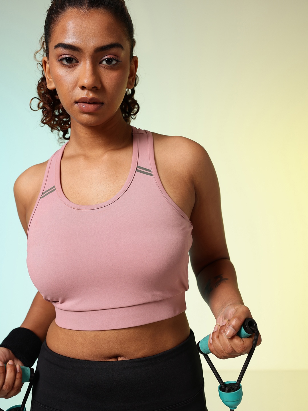 

HRX by Hrithik Roshan Lightly Padded Rapid-Dry Training Bra HR_SS25_W_BA_KT059_03_B, Mauve