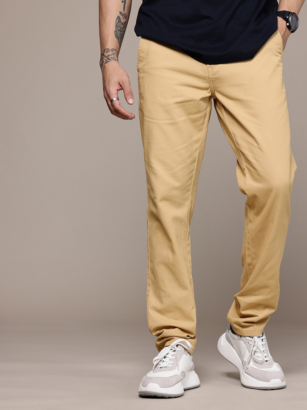 

The Roadster Life Co. Men Pure Cotton Chinos Trousers, Mustard