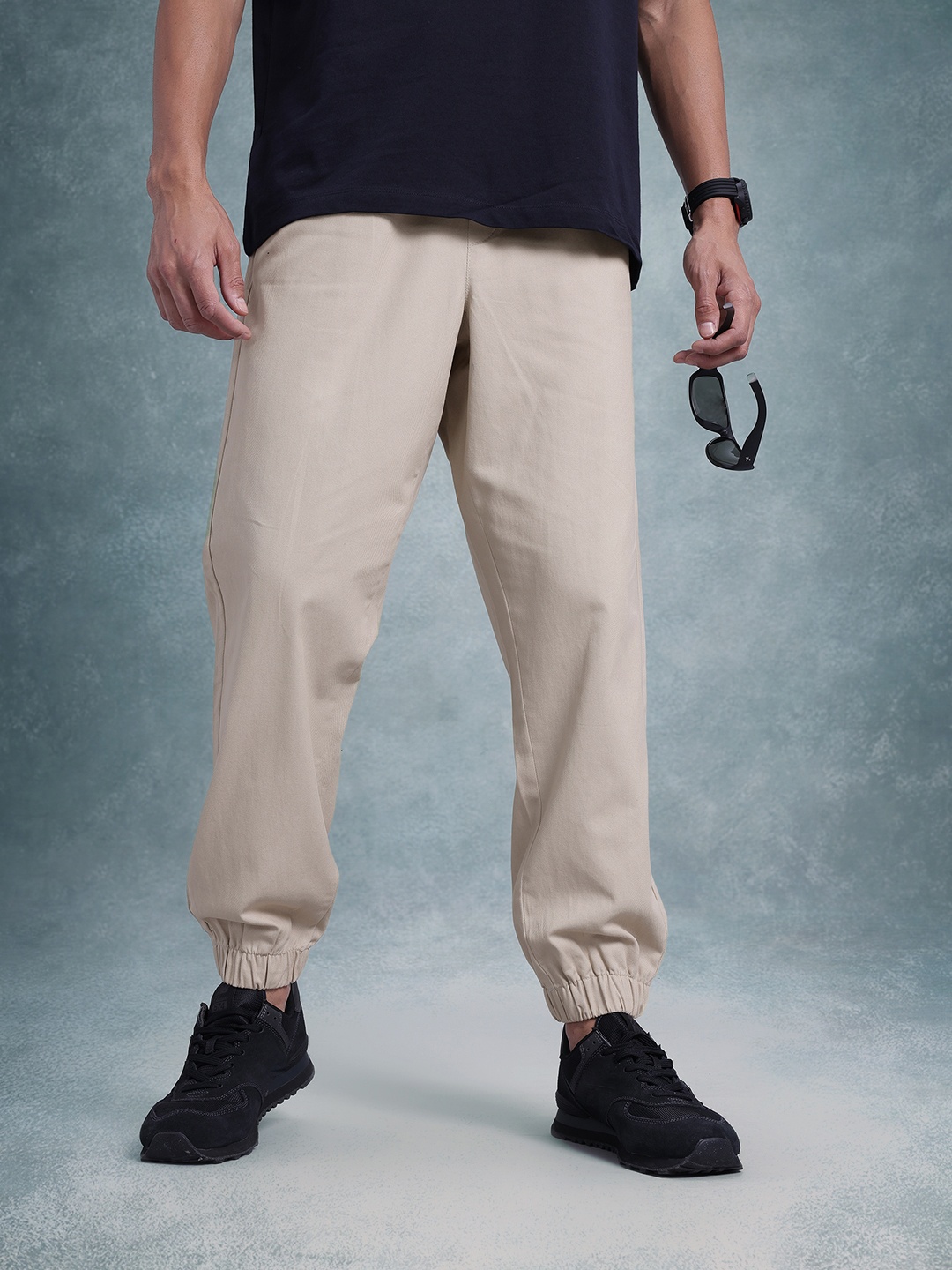 

The Roadster Life Co. Men Pure Cotton Regular Fit Joggers, Beige