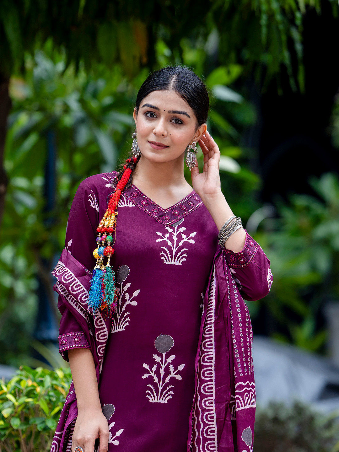 

Shrivani Ethnic Motifs Printed Sequinned V-Neck Pure Cotton Kurta With Palazzo & Dupatta, Purple