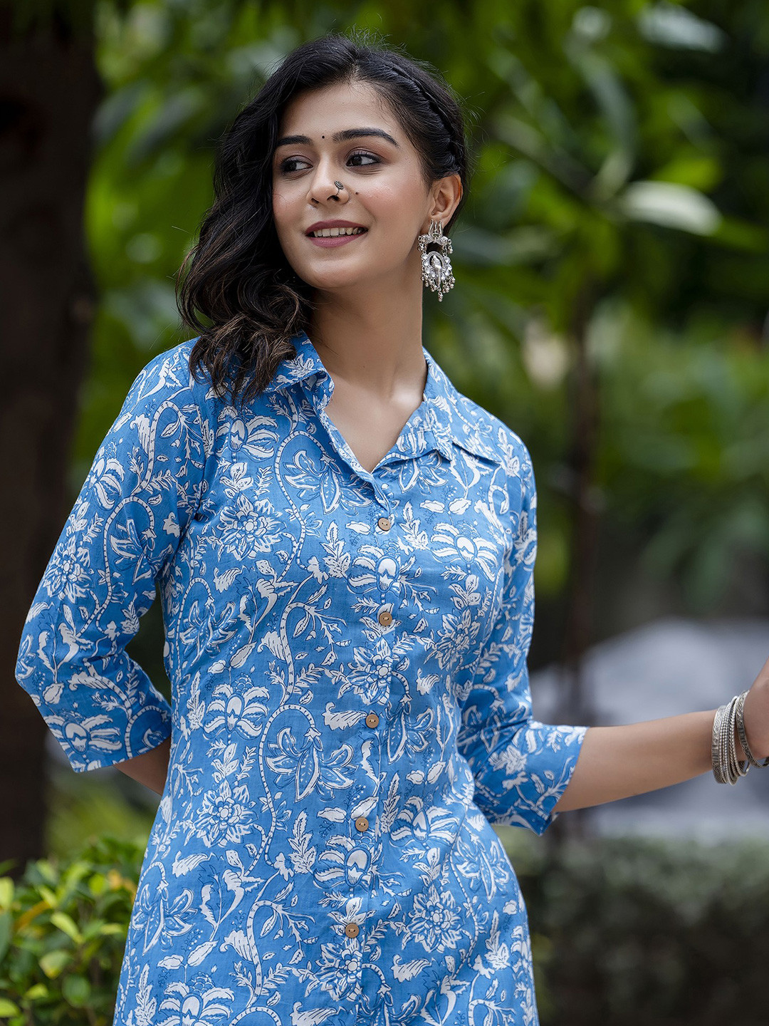 

Shrivani Floral Printed Shirt Collar Pure Cotton High-Low A-Line Kurta With Trouser, Blue