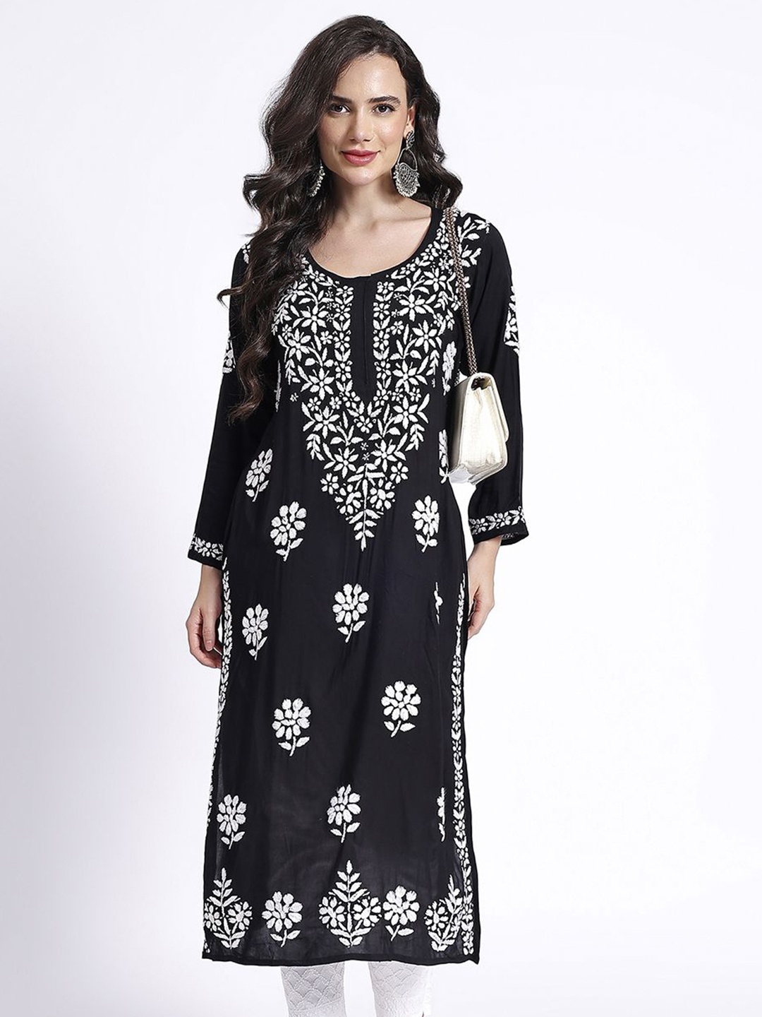 

NAZAQAT ETHNIC INDIA Chikankari Embroidered Straight Kurta, Black