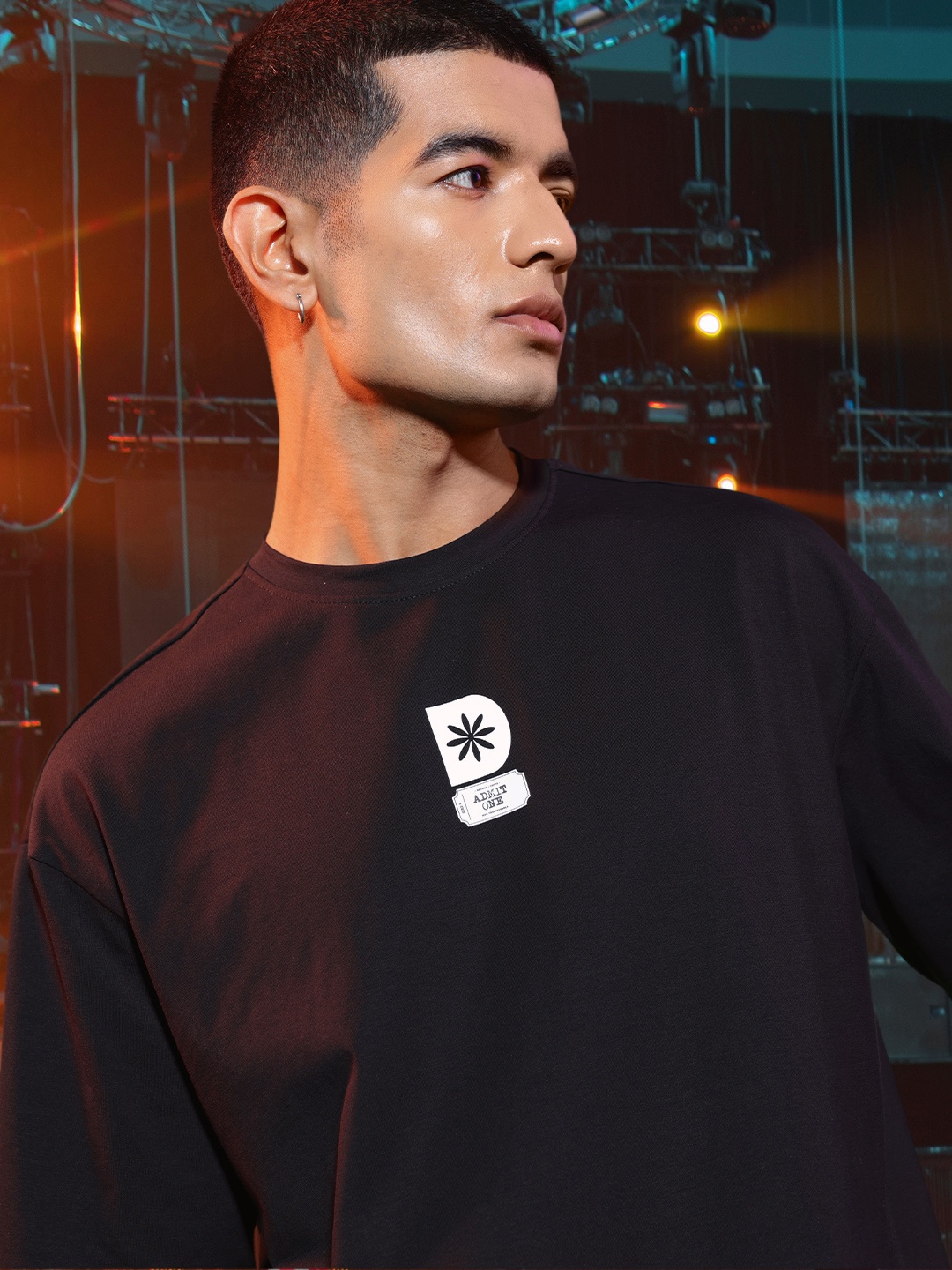 

Kook N Keech Fanjabi Oversized Drop-Shoulder Concert T-shirt, Black