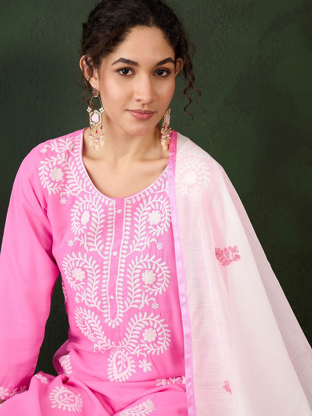 

VIRICA Floral Embroidered Thread Work Straight Kurta With Trousers & Dupatta, Pink