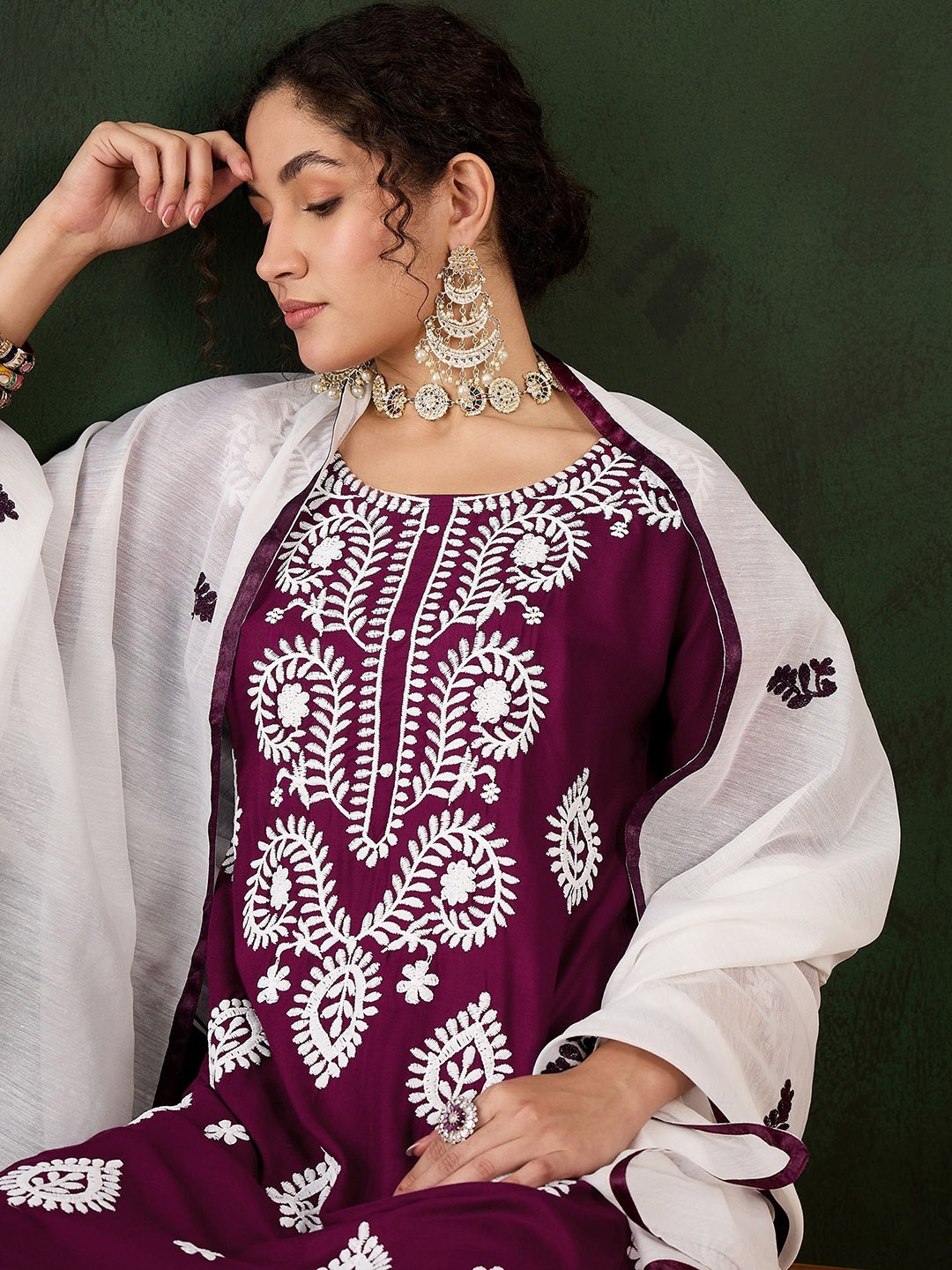 

VIRICA Floral Embroidered Thread Work Straight Kurta With Trousers & Dupatta, Magenta
