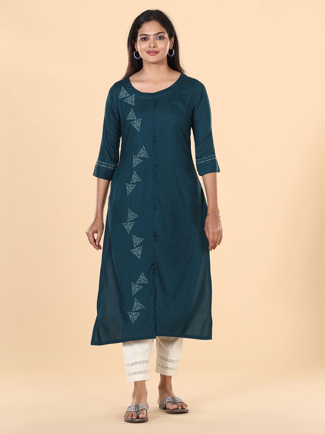 Vismay Floral Printed Embroidered Thread Work Kurta, Blue