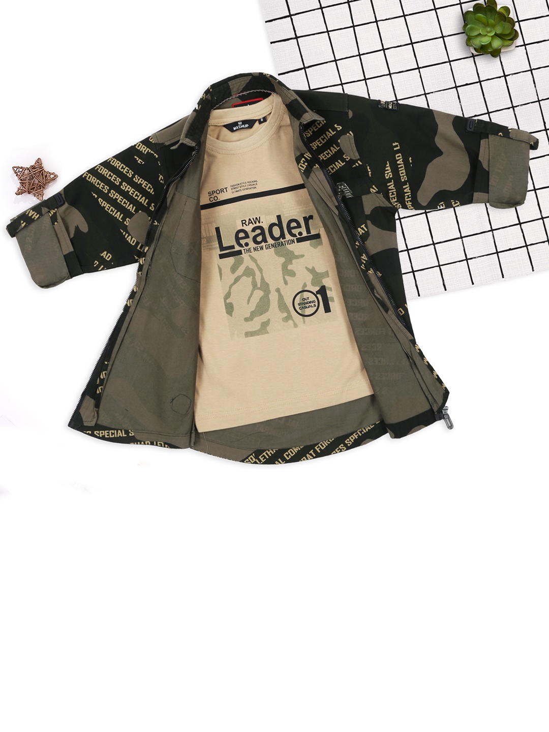 

MashUp Boys Classic Floral Opaque Printed Casual Shirt, Green
