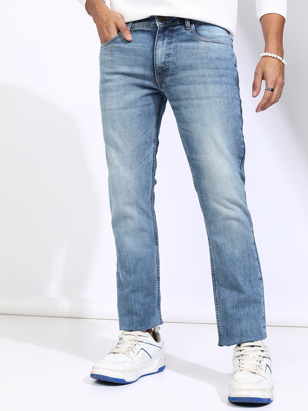 

HIGHLANDER Men Slim Fit Light Fade Stretchable Jeans, Blue
