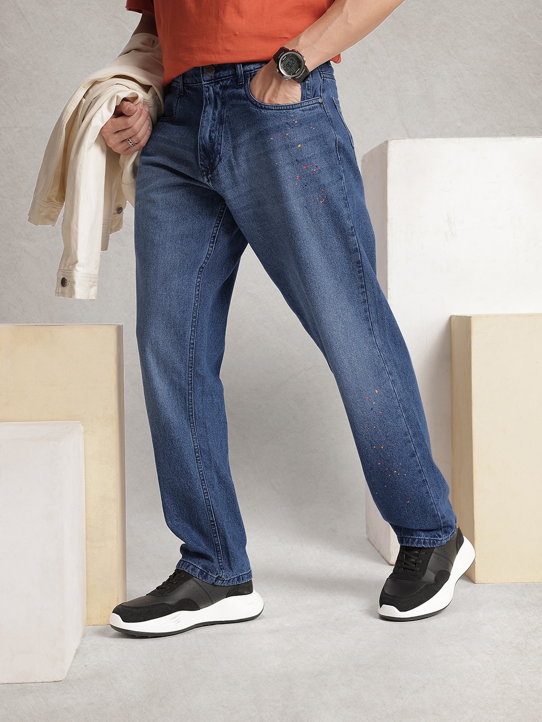 

WROGN Men Pure Cotton Anti Fit Light Fade Jeans, Blue