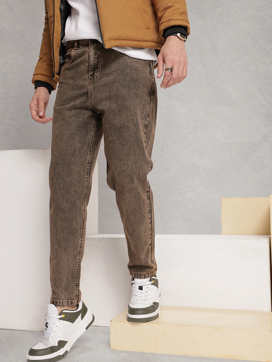 

WROGN Men Slim Fit Stretchable Jeans, Brown