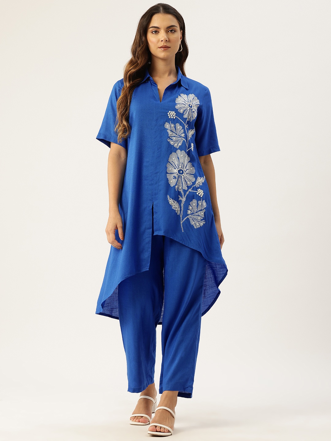 

MISRI Embroidered Co-Ord Set, Blue