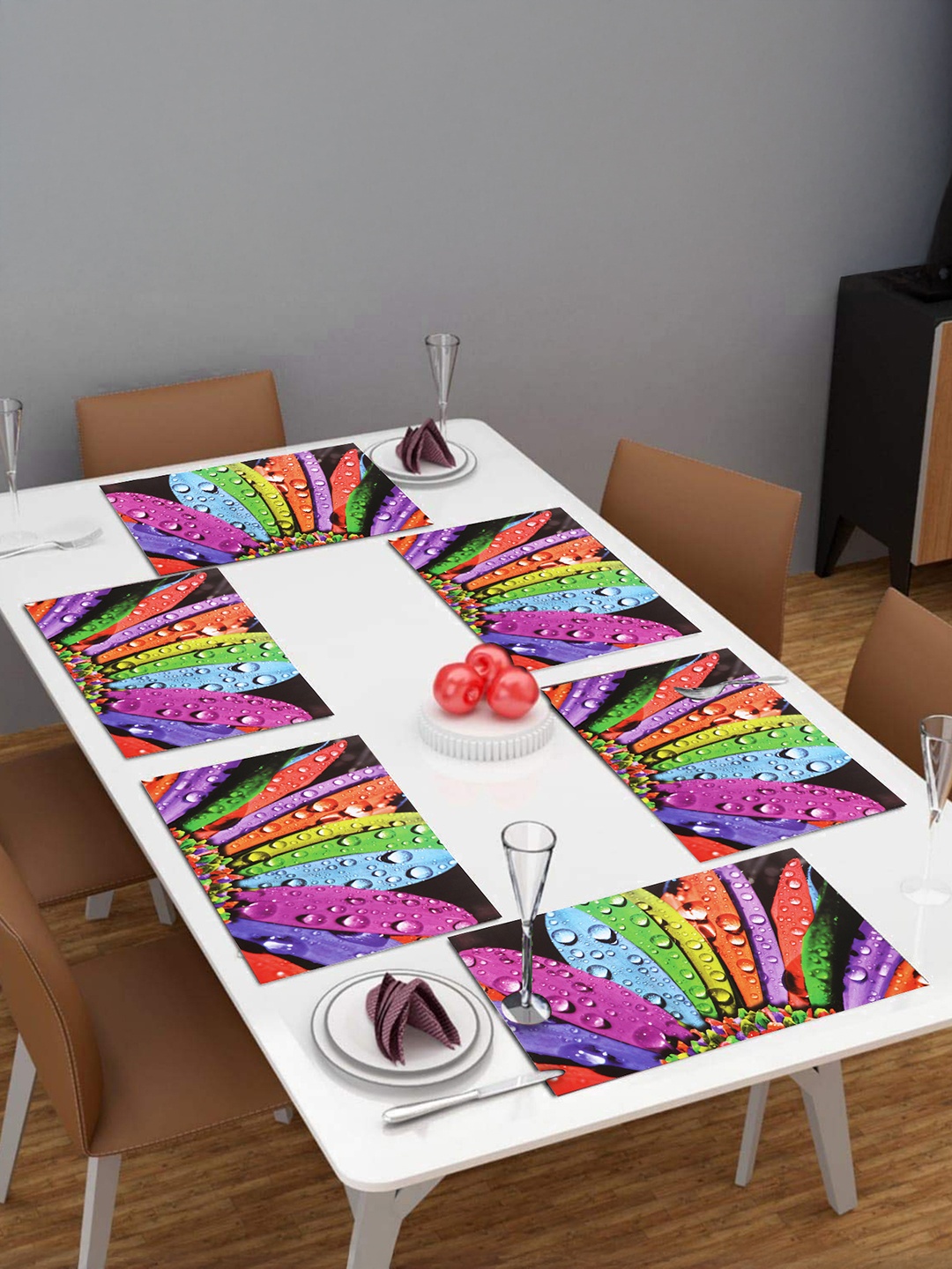 

LooMantha Pink & Black 6 Pieces Printed Rectangle Shaped Table Placemats