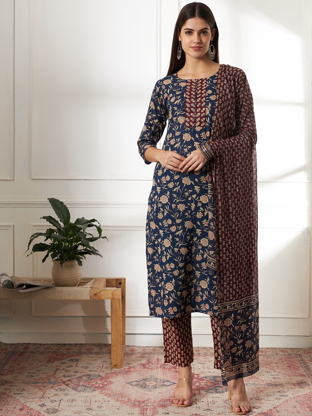 

Yufta Floral Printed Regular Pure Cotton Straight Kurta With Trouser With Dupatta, Navy blue