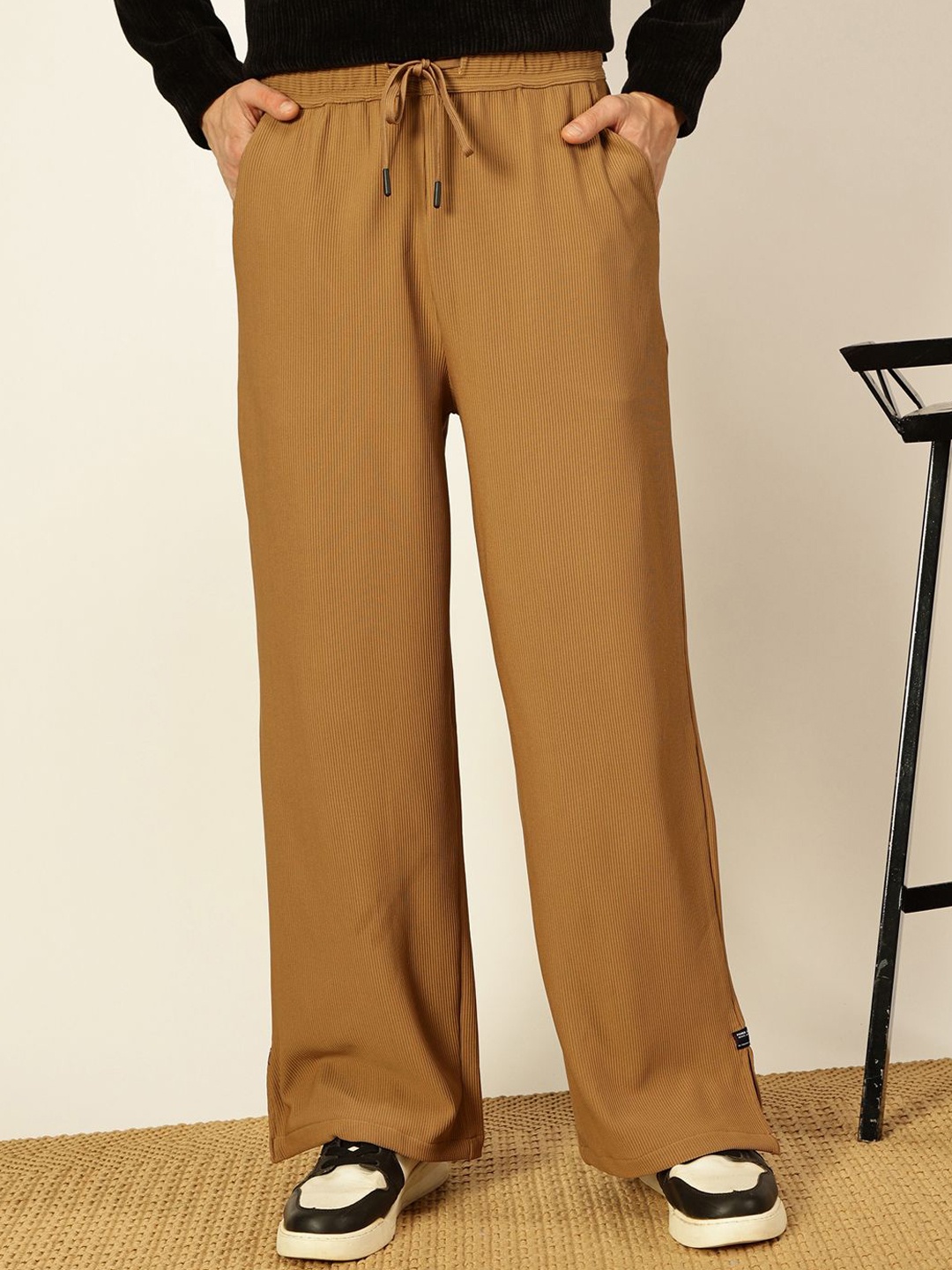 

Thomas Scott Men Smart Loose Fit Parallel Trousers, Brown