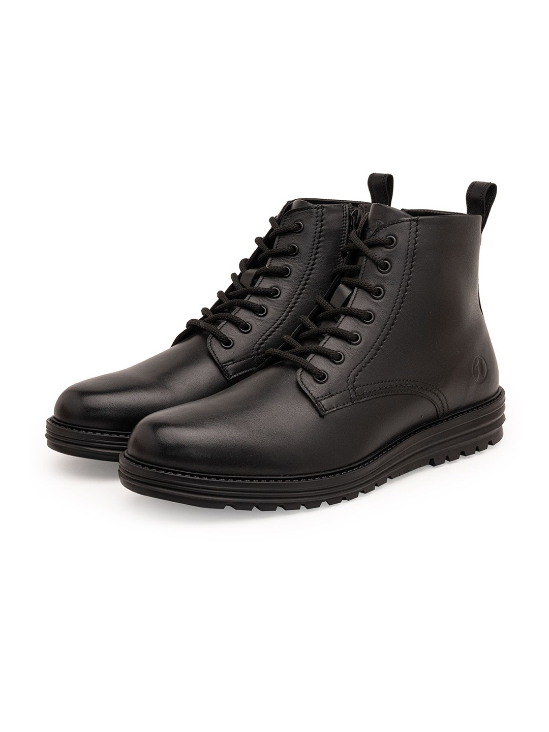 

THOMAS CRICK Men Solid Lace-Ups Mid-Top Casual Regular Boots, Black