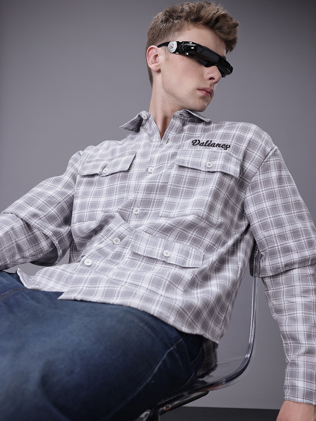 

SOKO STREET Relaxed Fit Checked Drop-Shoulder Sleeves Pure Cotton Casual Shirt, Grey