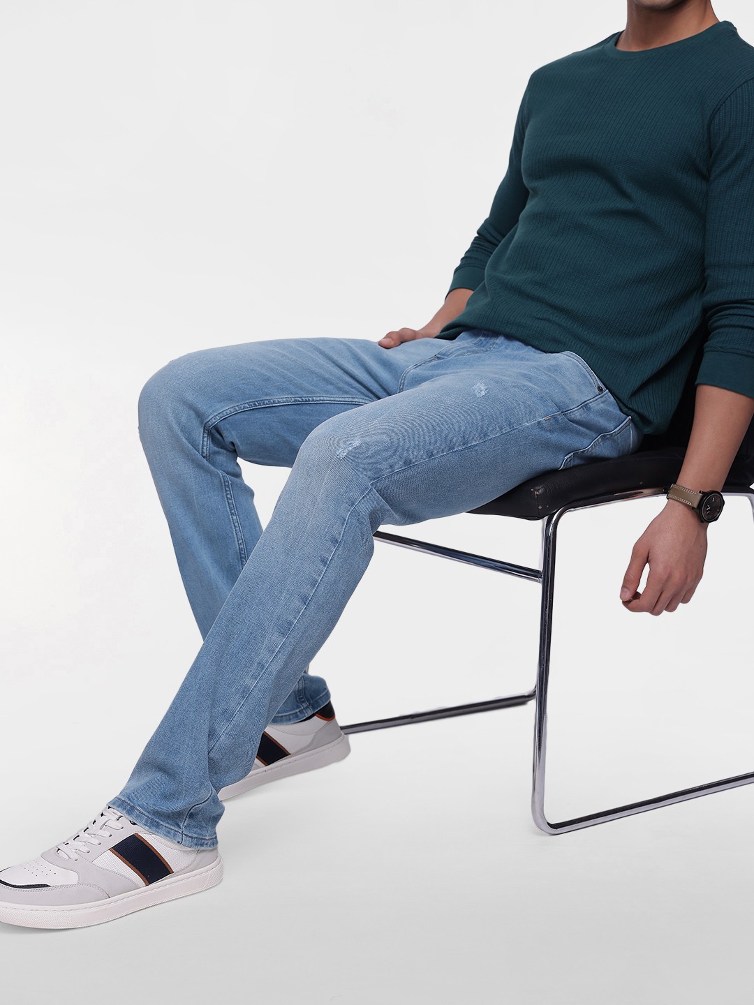 

French Connection Men Slim Fit Low Distress Light Fade Stretchable Jeans, Blue