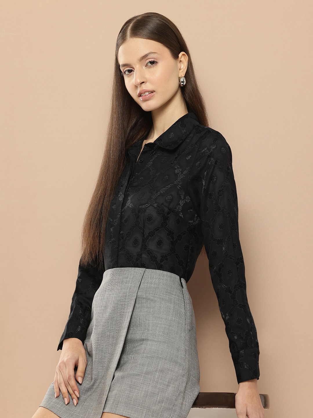 

her by invictus Floral Casual Shirt, Black