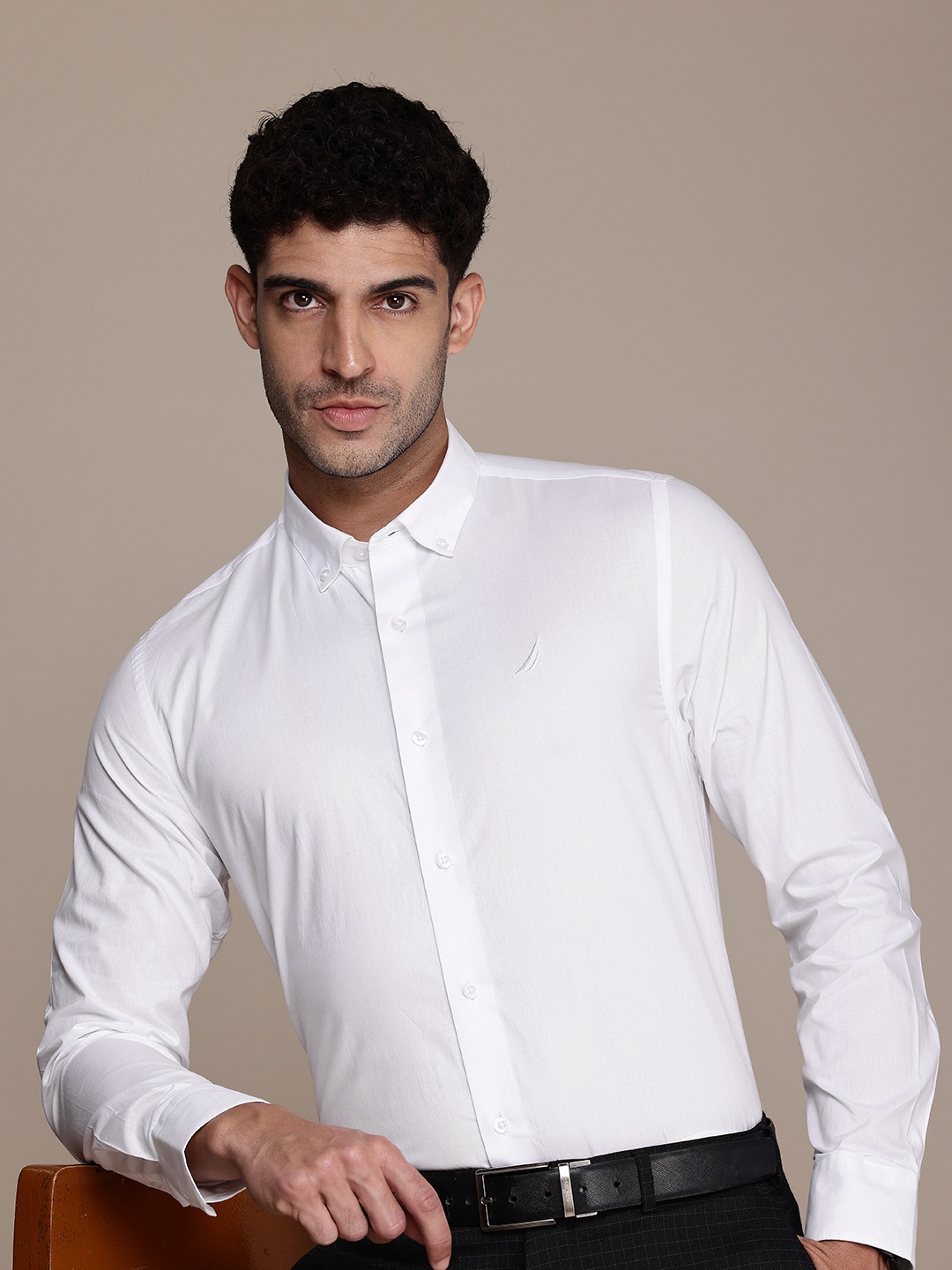 

Nautica Men Classic Slim Fit Pure Cotton Formal Shirt, White