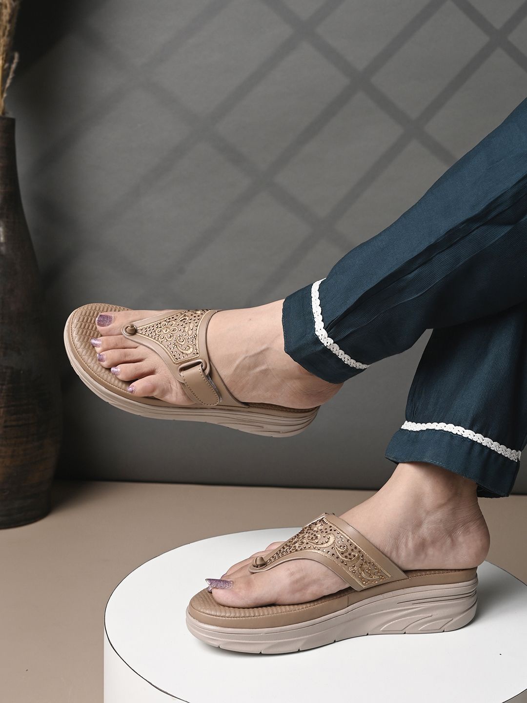 

XE Looks Women Embellished T-Strap Flats, Beige
