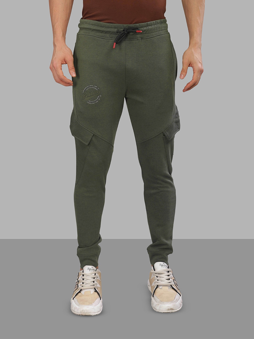 

STELLERS Men Mid Rise Joggers, Olive