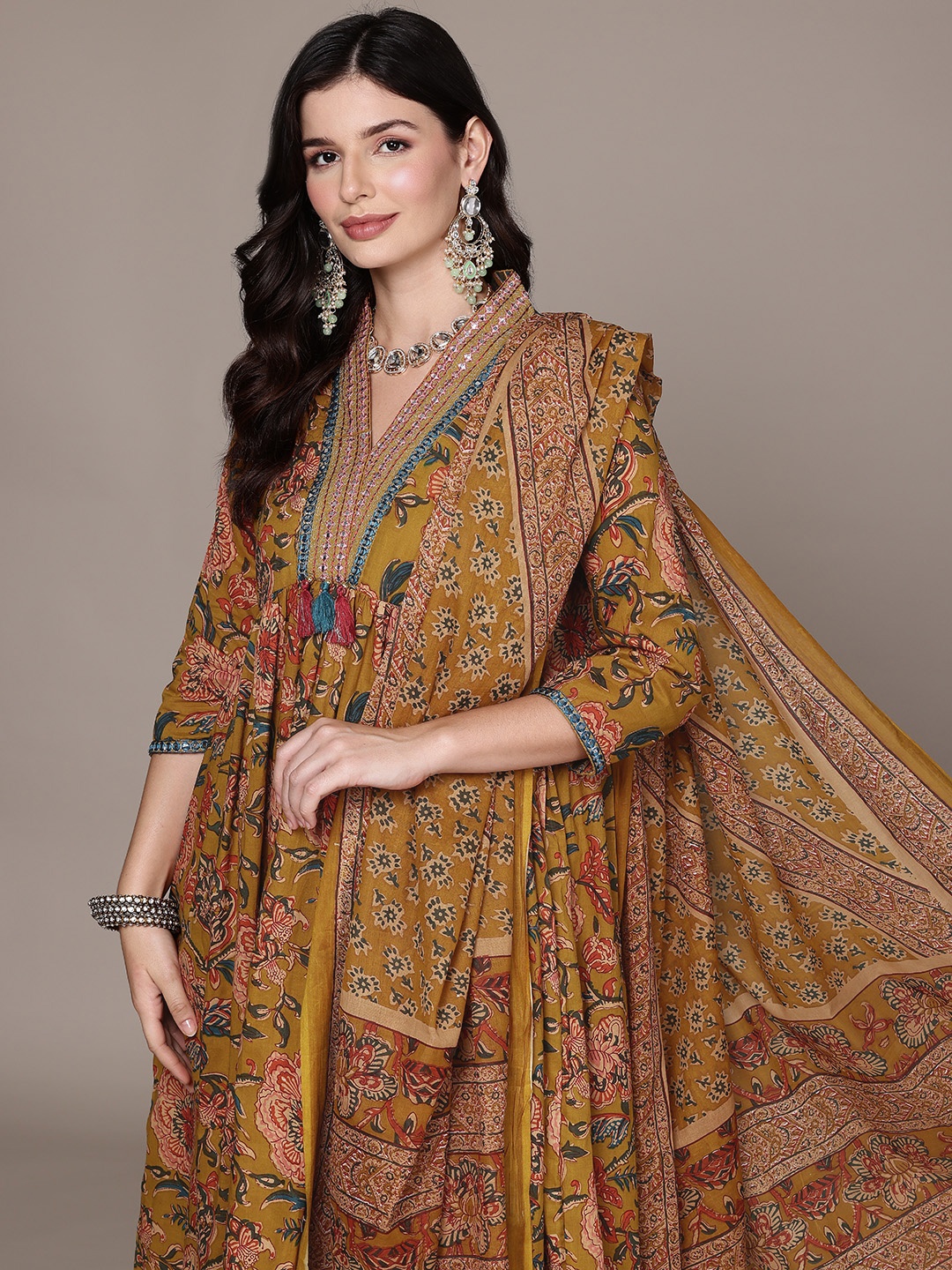 

Readiprint Floral Printed Empire Mirror Work Pure Cotton Kurta Set, Mustard