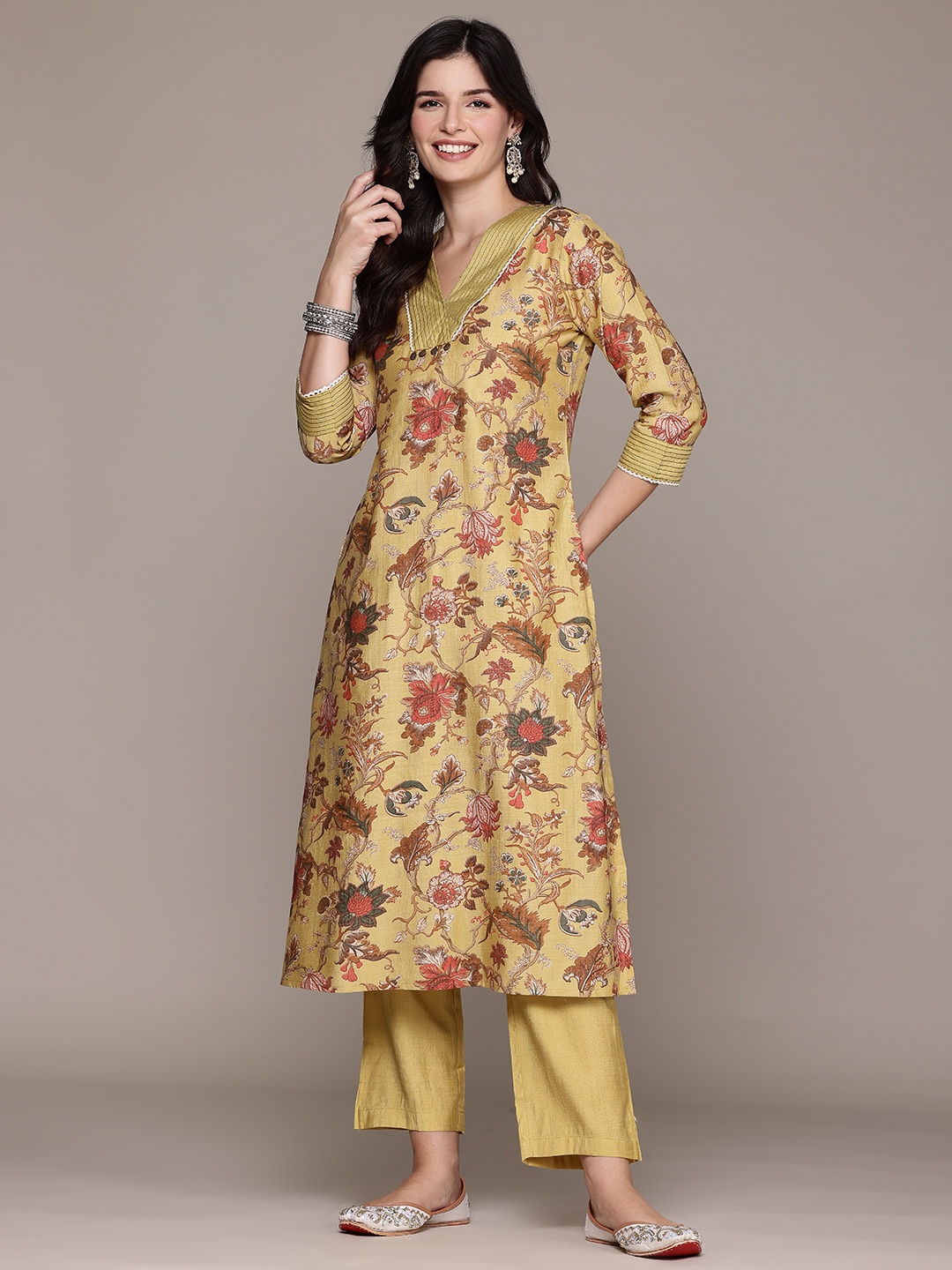 

Readiprint Floral Printed Pure Silk Kurta with Trousers, Mustard