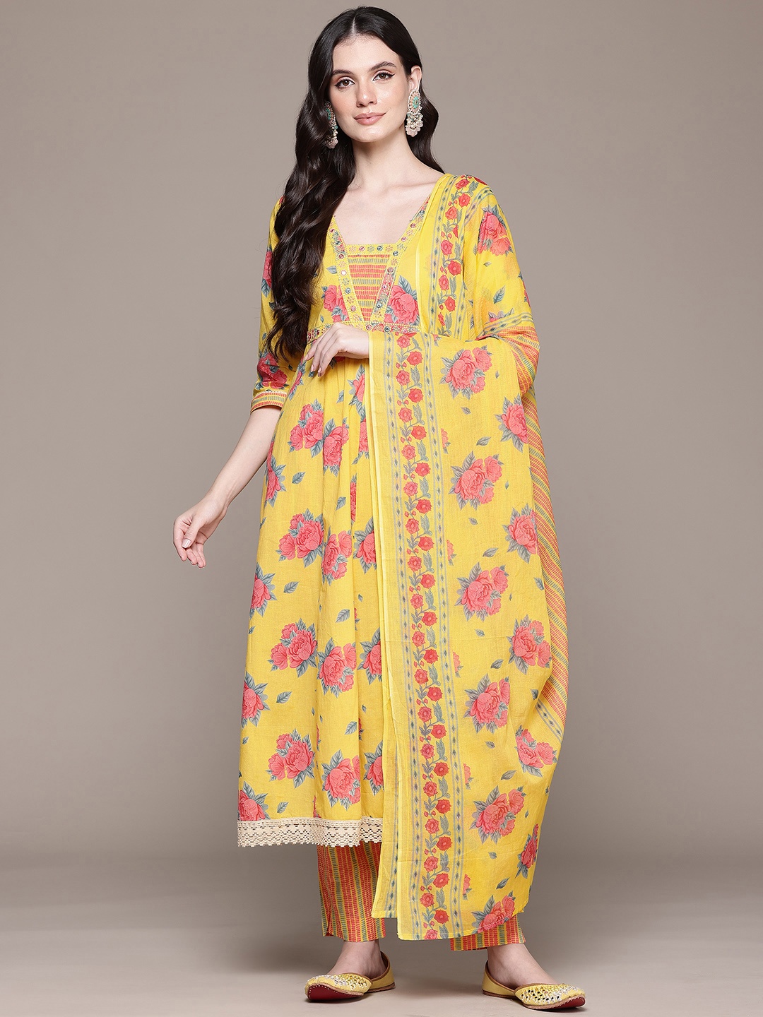 

Readiprint Floral Printed Empire Mirror Work Pure Cotton Kurta Set, Yellow