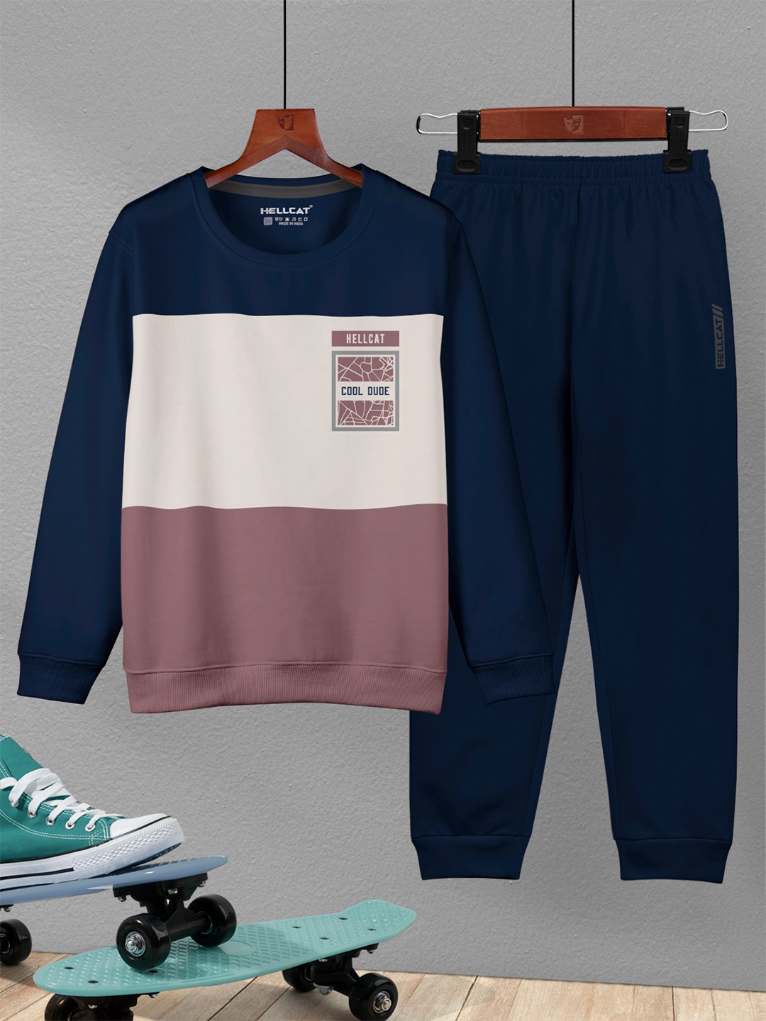 

HELLCAT Boys Printed T-shirt with Trouser, Navy blue