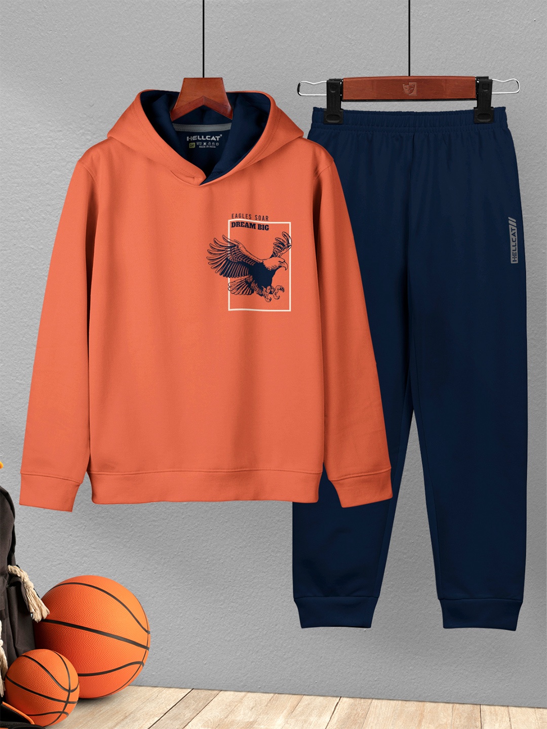 

HELLCAT Boys Printed Hooded T-shirt With Jogger, Orange