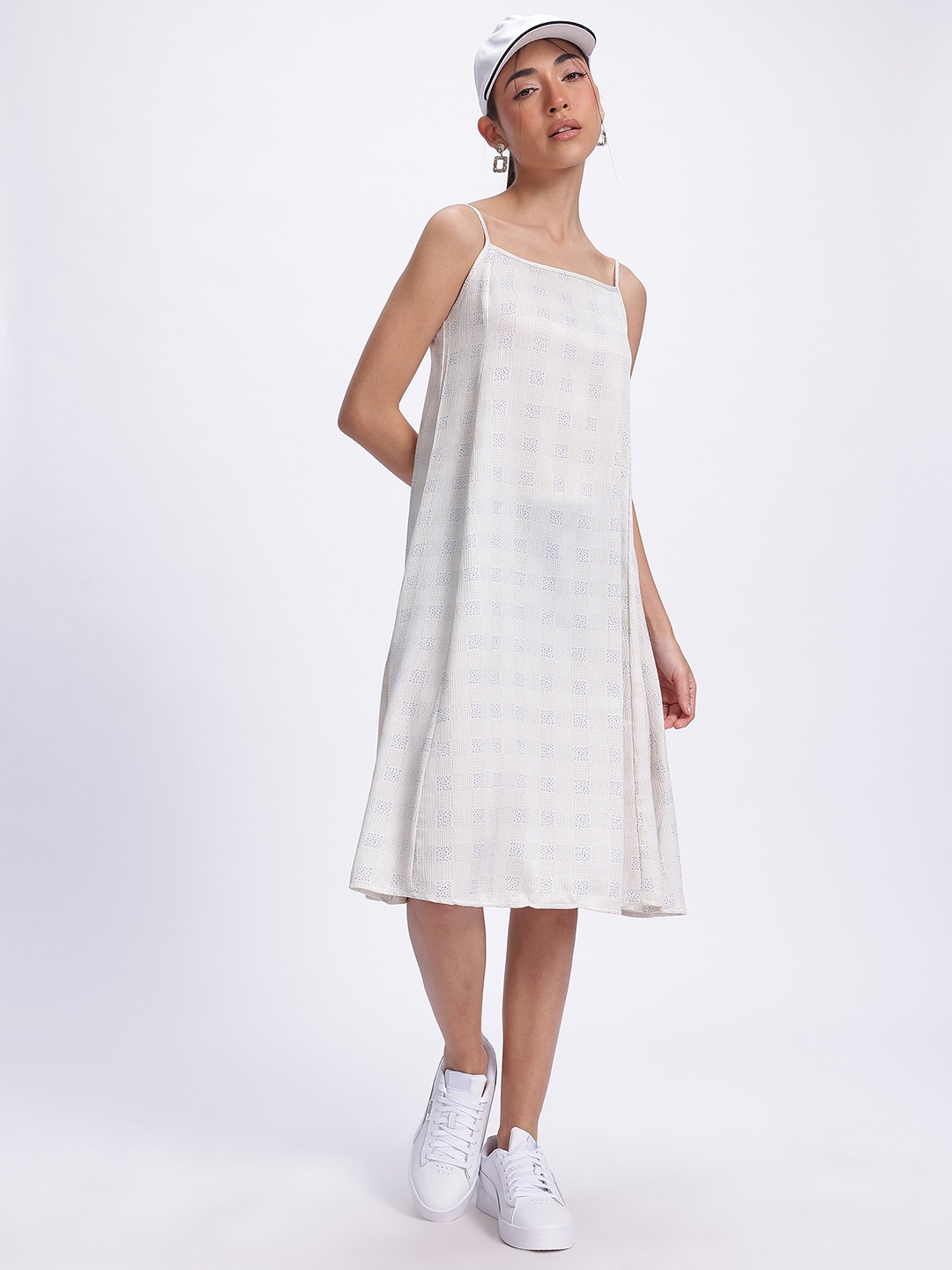 

glitchez Ditsy Dreams Crinkle Effect Sheath Dress, White