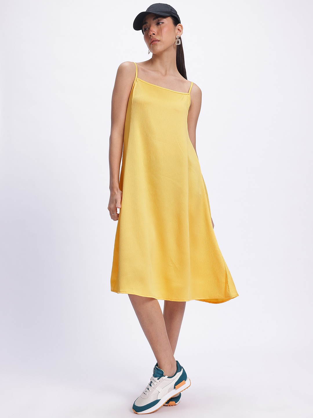 

glitchez Sun-Kissed Glow Crinkle Effect Sheath Dress, Yellow