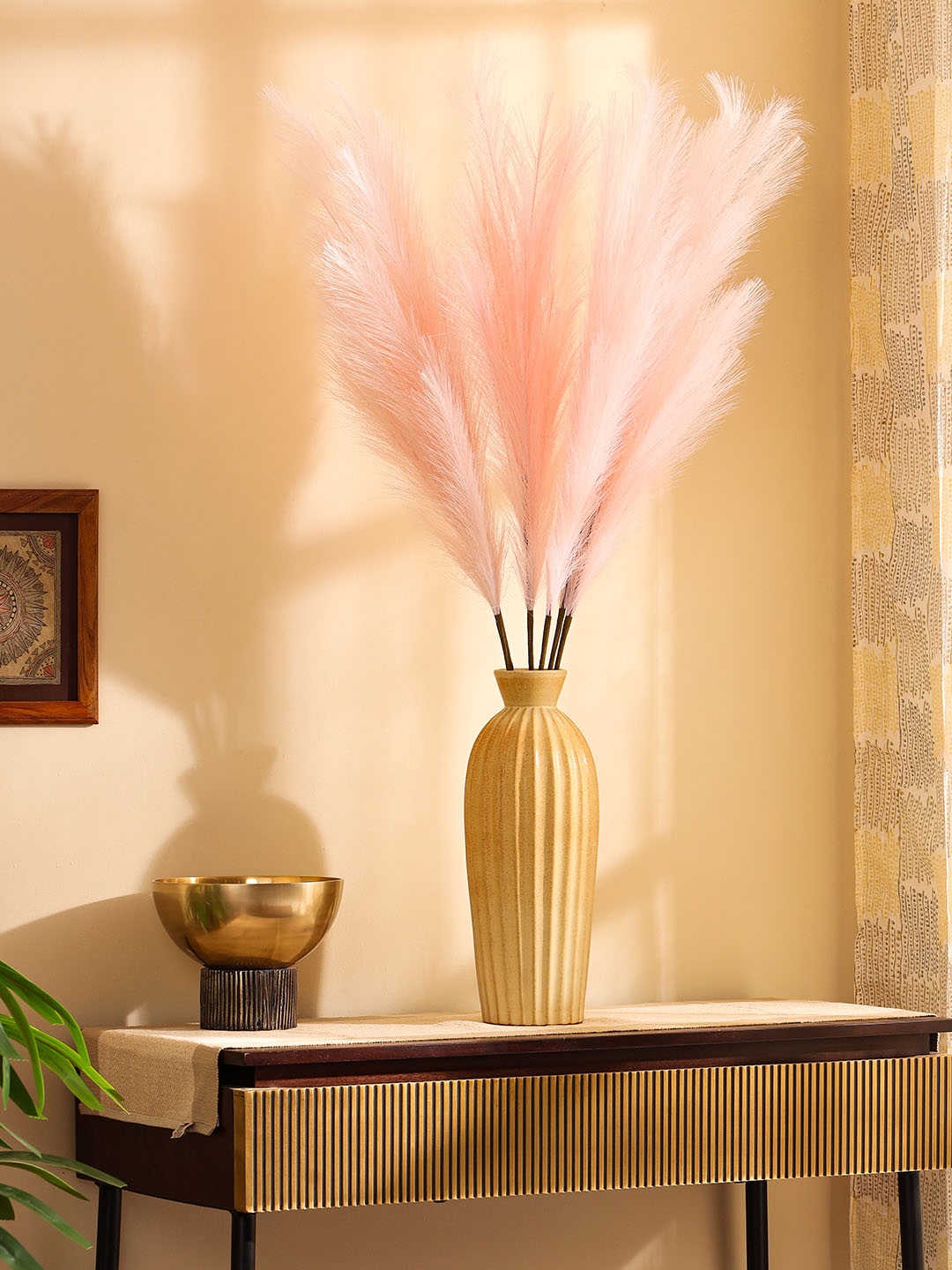 

Elemntl Pink 3 Pieces Artificial Pampas Sticks