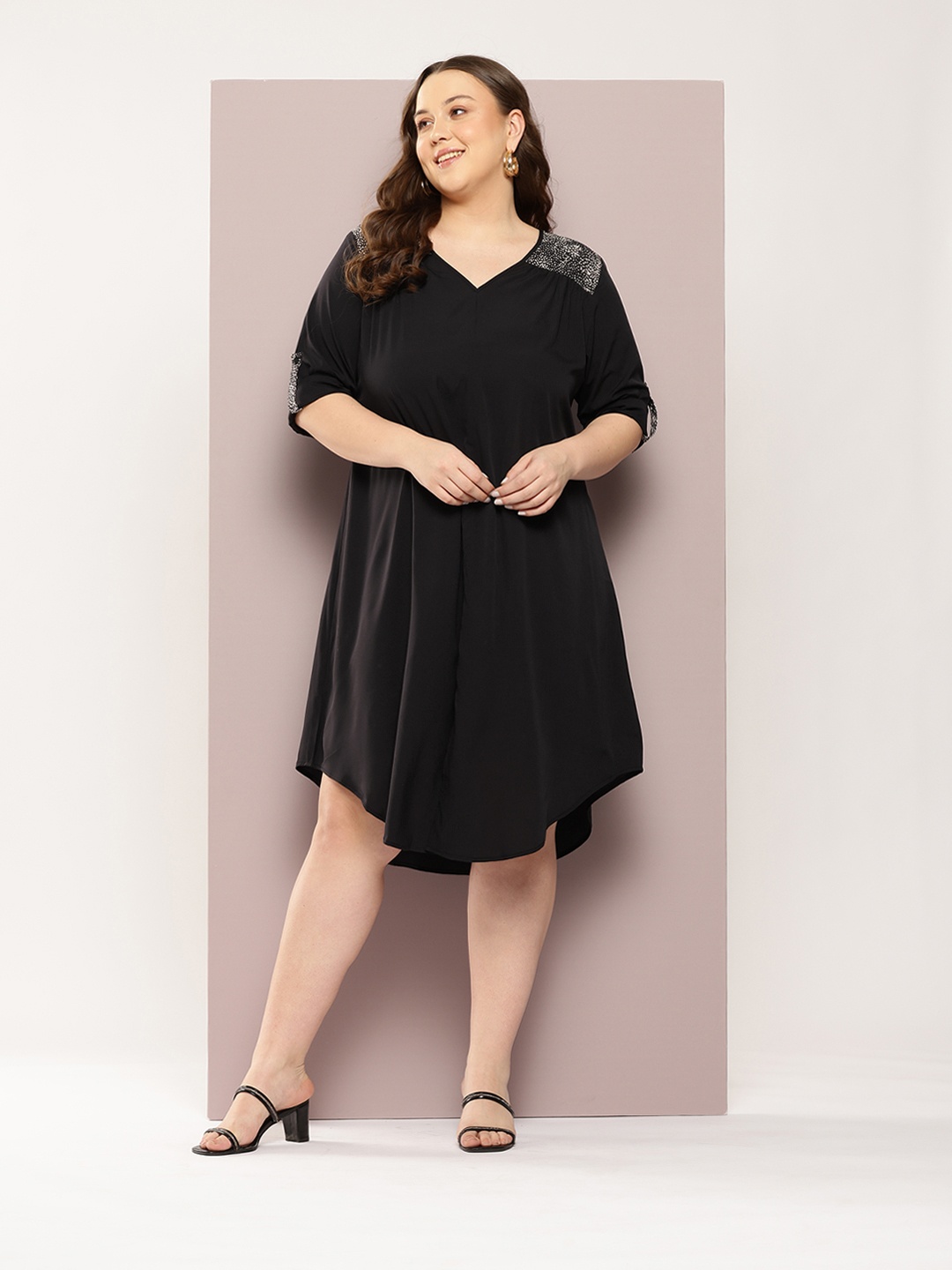 

Qurvii+ Plus Size Printed Crepe A-Line Dress, Black