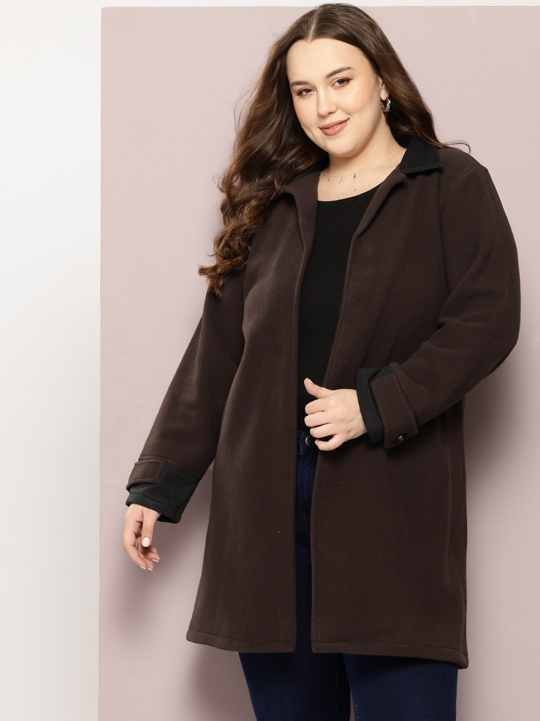 

Qurvii+ Plus Size Open Front Contrast Collar Overcoat, Brown
