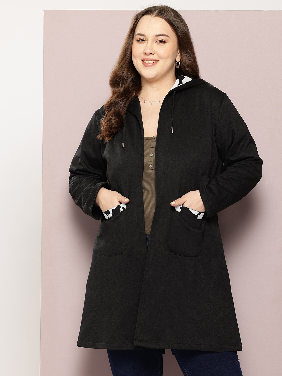 

Qurvii+ Plus Size Fleece Longline Open Front Hooded Jacket with Patchwork, Black