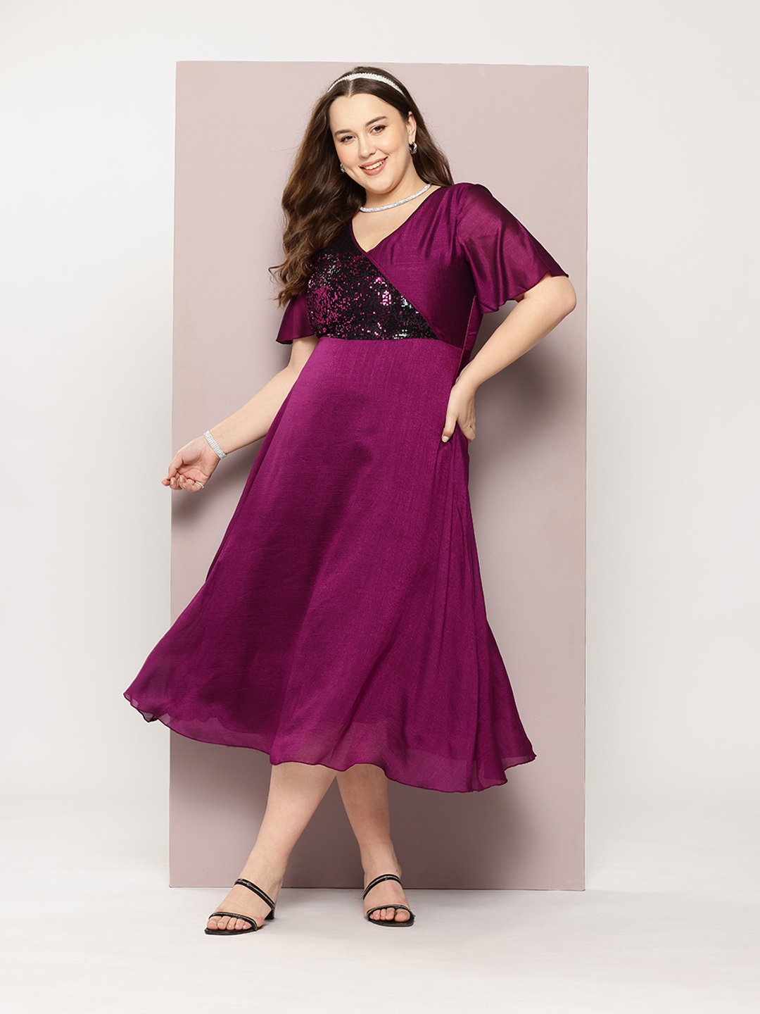 

Qurvii+ Plus Size Flared Sleeve Fit & Flare Midi Dress, Burgundy