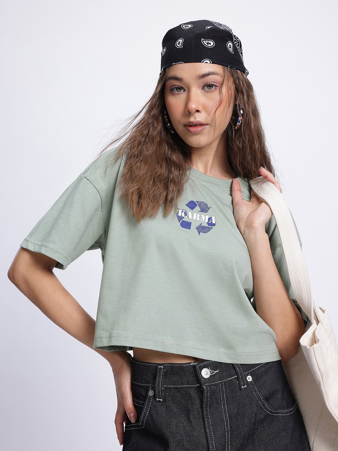

glitchez King of Karma Printed Drop-Shoulder Sleeves Relaxed T-shirt, Green