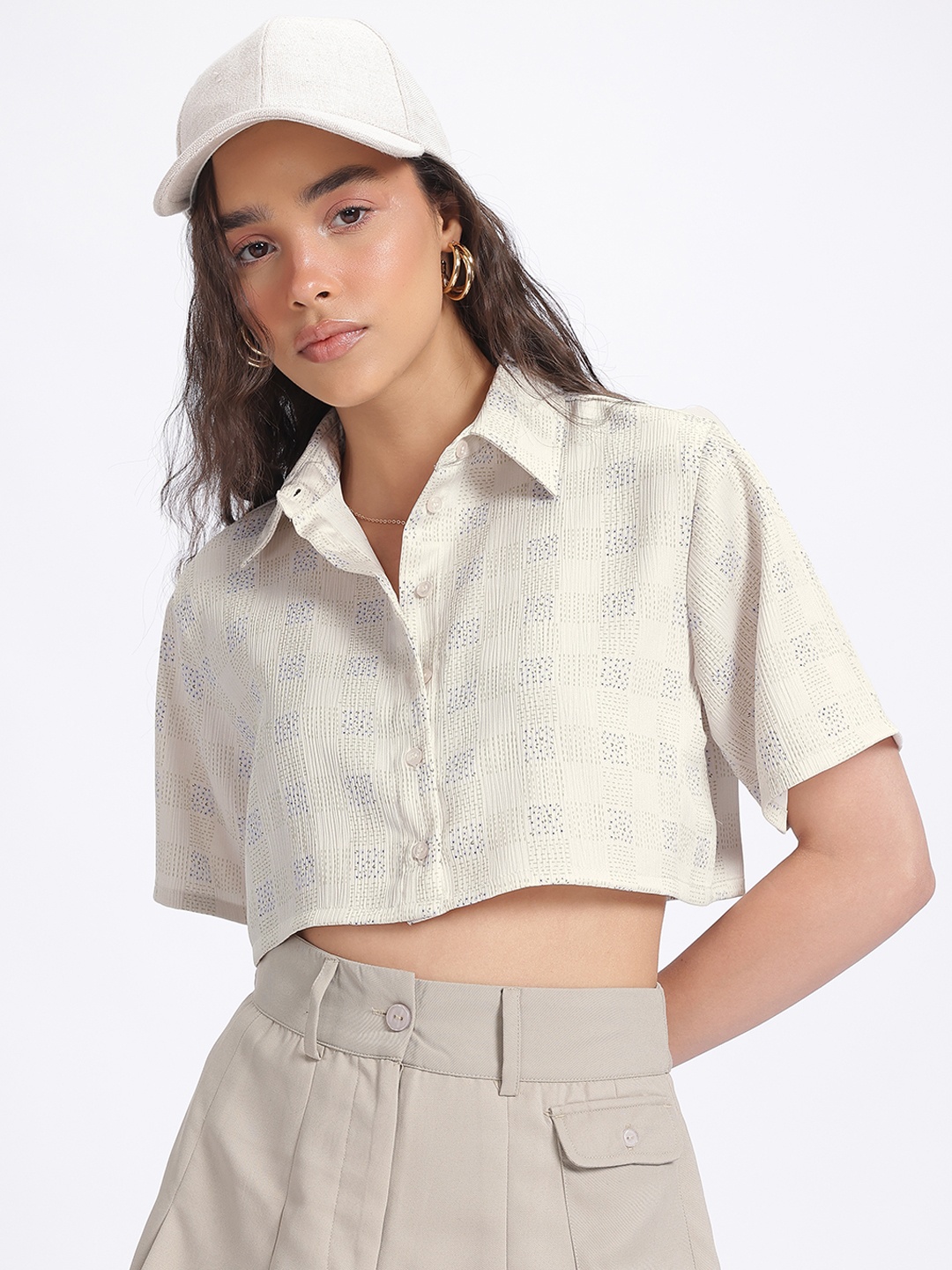 

glitchez Basic Essentials Crinkled Printed Crop Boxy Shirt, Off white