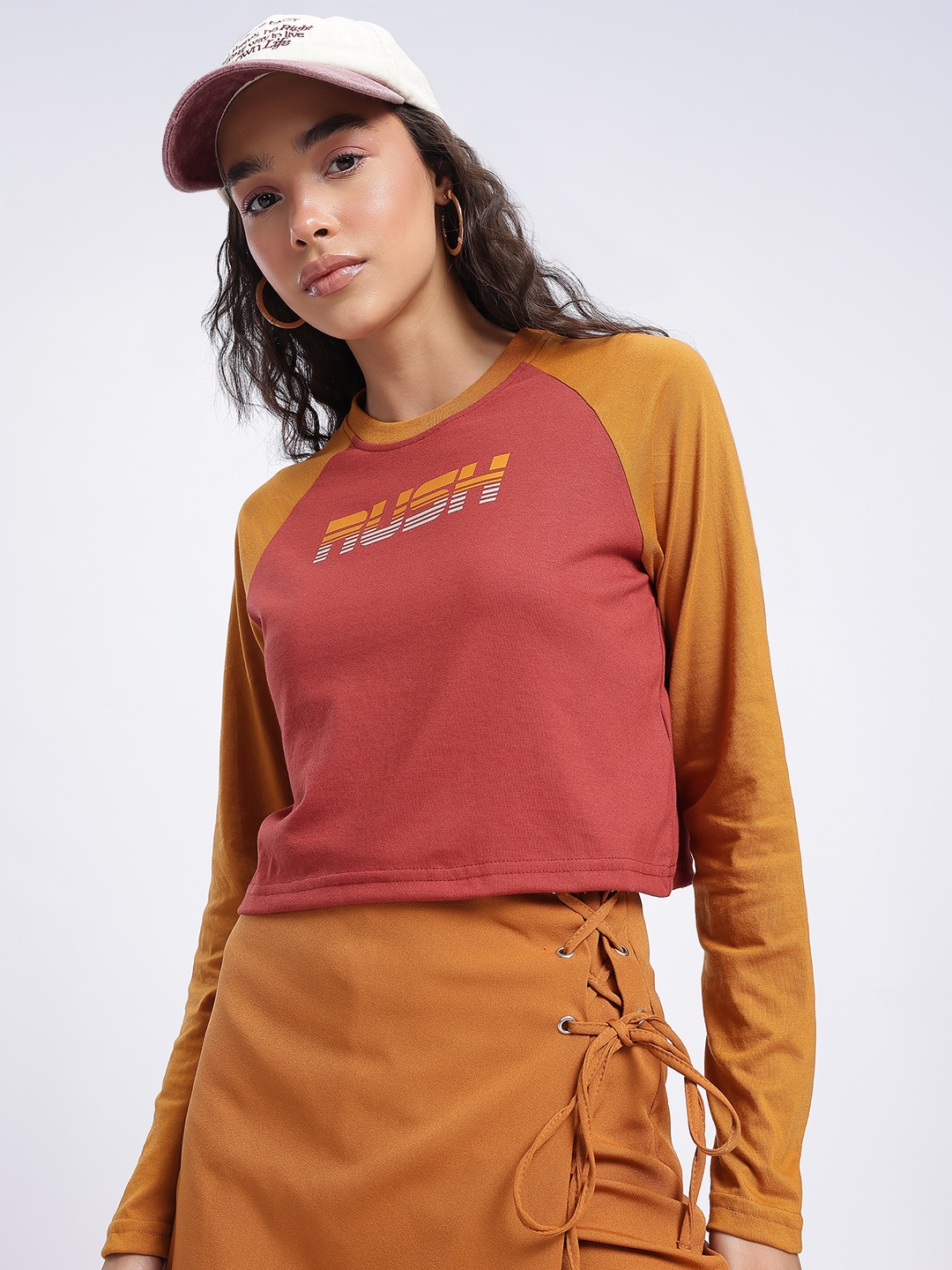 

glitchez Street Vibe Printed Contrast Sleeve T-shirt, Red