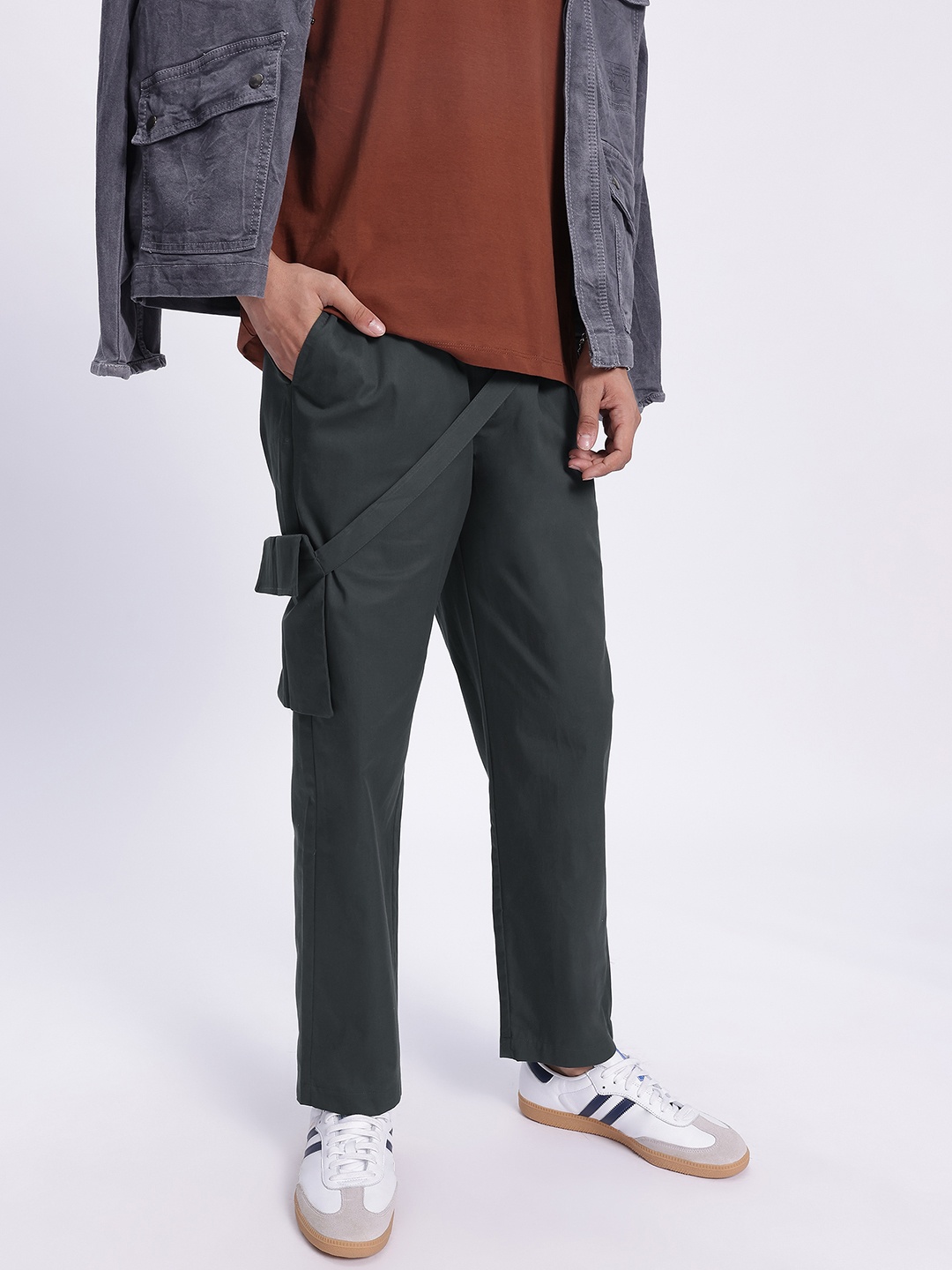 

glitchez Men Comfy Cargo Twill Relaxed Fit Trousers, Black