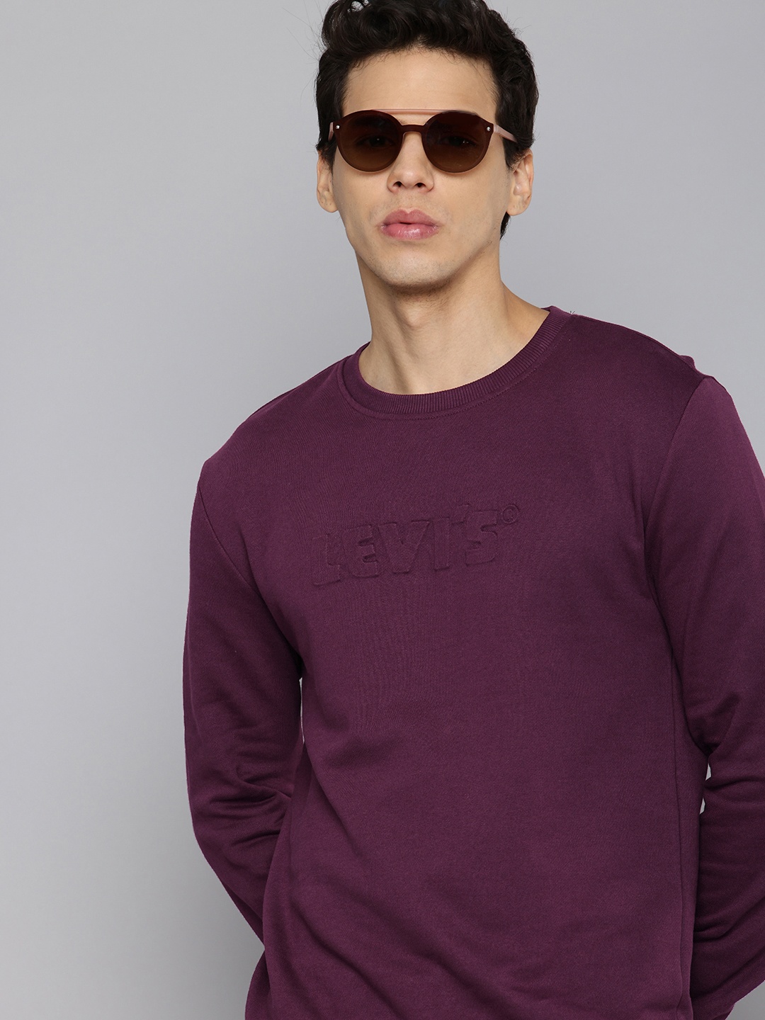 

Levis Pure Cotton Brand Logo Embossed Pullover Sweatshirt, Purple