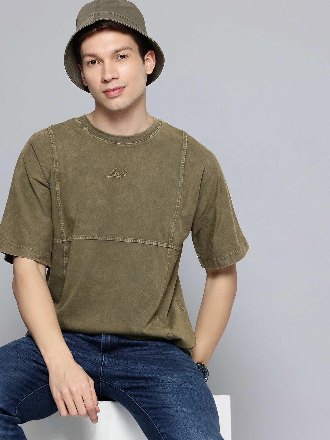 

Levis Pure Cotton Extended Sleeves Casual T-shirt, Olive