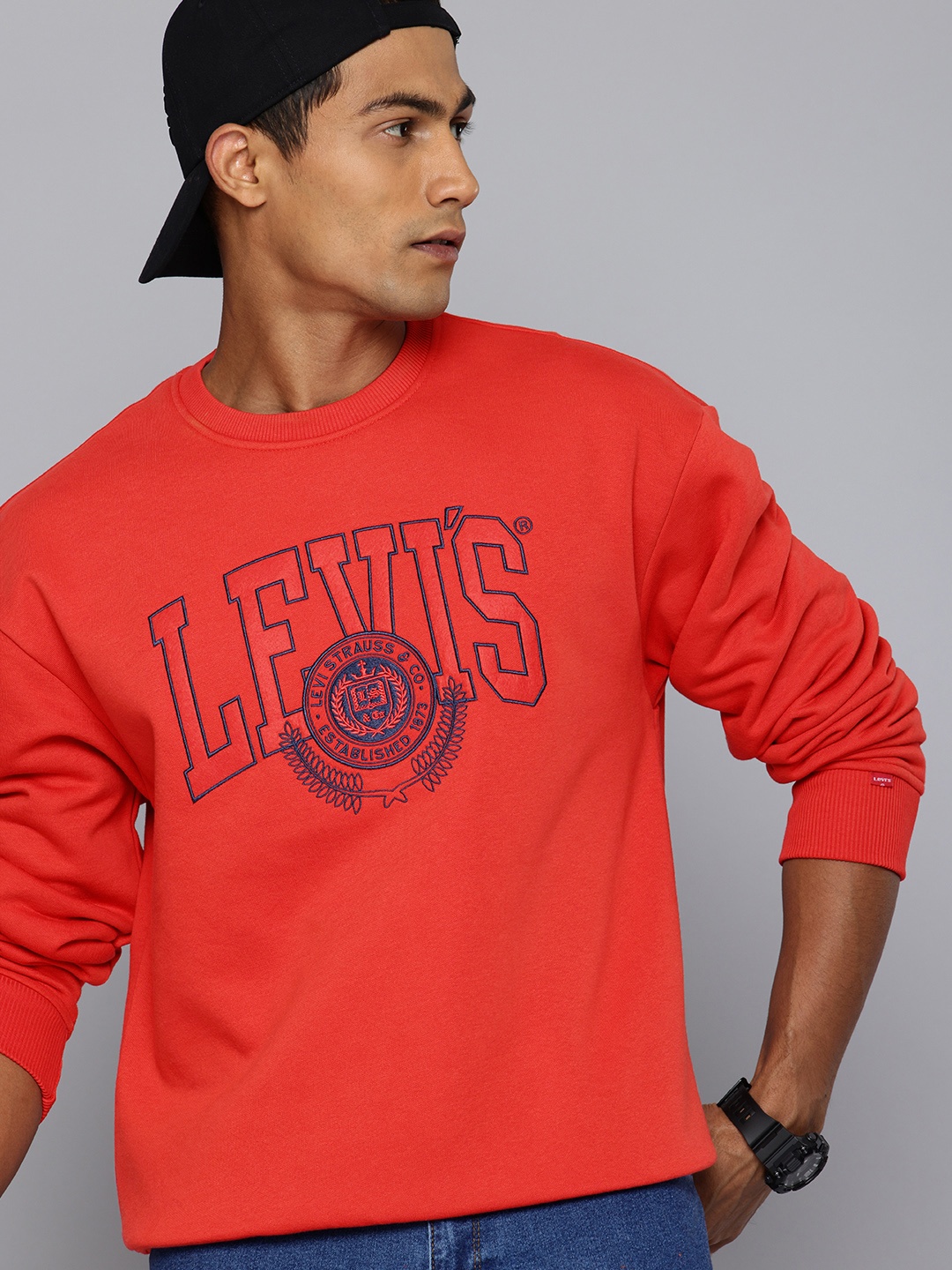 

Levis Embroidered Brand Logo Sweatshirt, Red