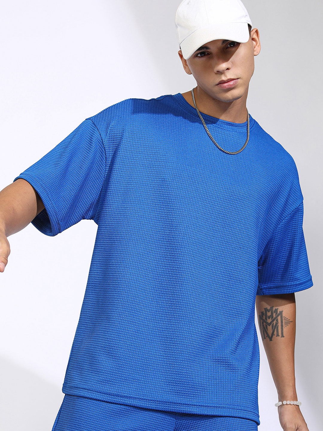 

HIGHLANDER Self Design Oversized T-Shirt & Shorts, Blue